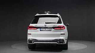 BMW X7 G07 2023