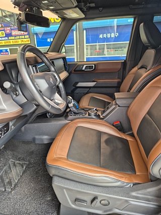 FORD BRONCO 2023