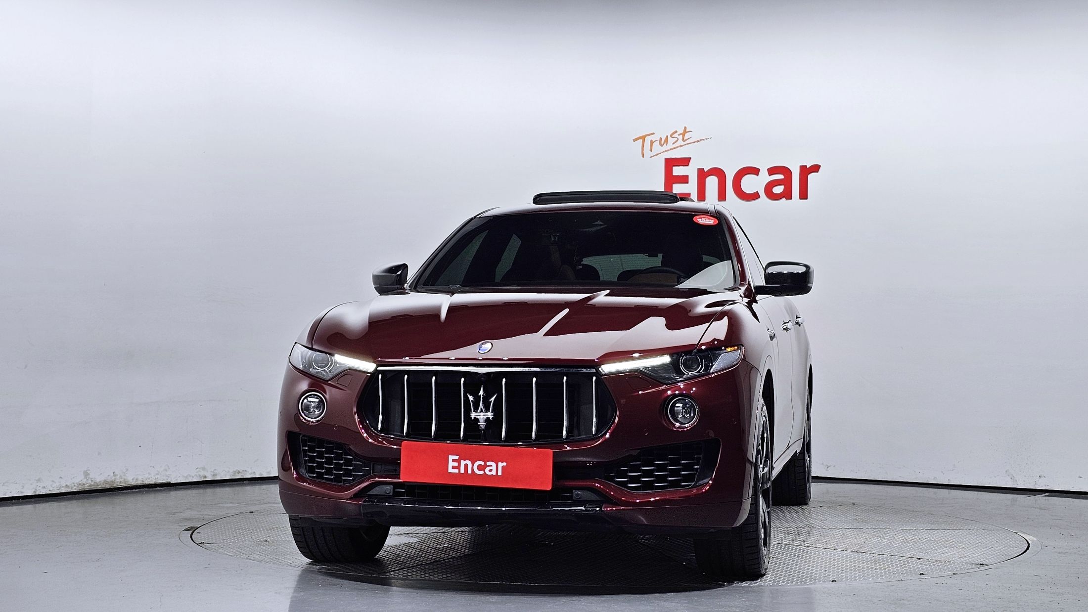 MASERATI LEVANTE 2017