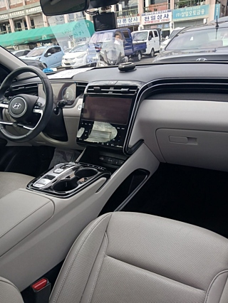 HYUNDAI TUCSON NX4 2021