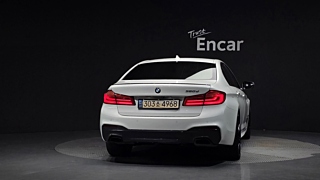 BMW 5-SERIES G30 2017