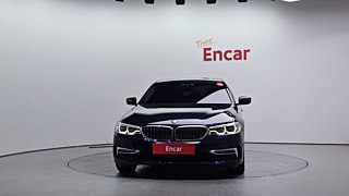 BMW 5-SERIES G30 2019