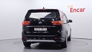 KIA CARNIVAL 2019