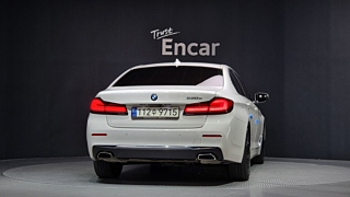 BMW 5-SERIES G30 2021