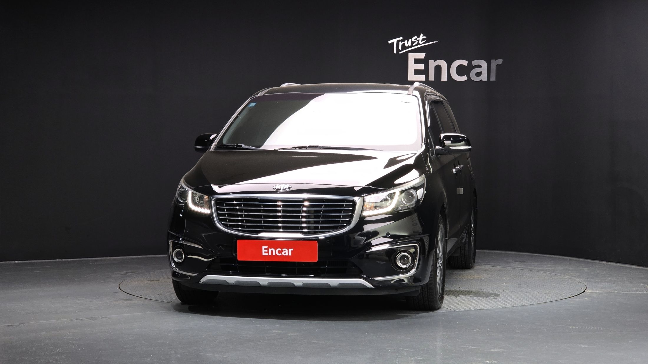KIA CARNIVAL 2017
