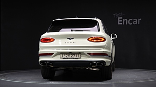 BENTLEY BENTAYGA 2022