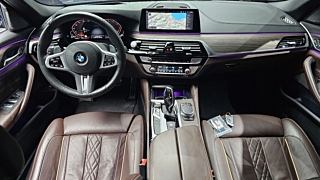 BMW 5-SERIES G30 2020
