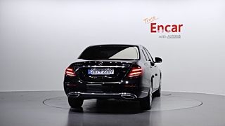 MERCEDES BENZ E-CLASS W213 2020