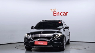 MERCEDES BENZ E-CLASS W213 2019
