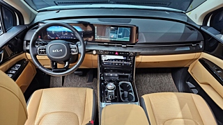 KIA CARNIVAL 2023