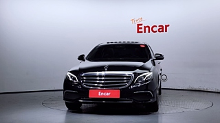 MERCEDES BENZ E-CLASS W213 2019