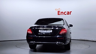 MERCEDES BENZ E-CLASS W213 2019