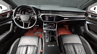 AUDI A7 4K 2020