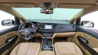 KIA CARNIVAL 2017