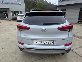 HYUNDAI TUCSON 2016