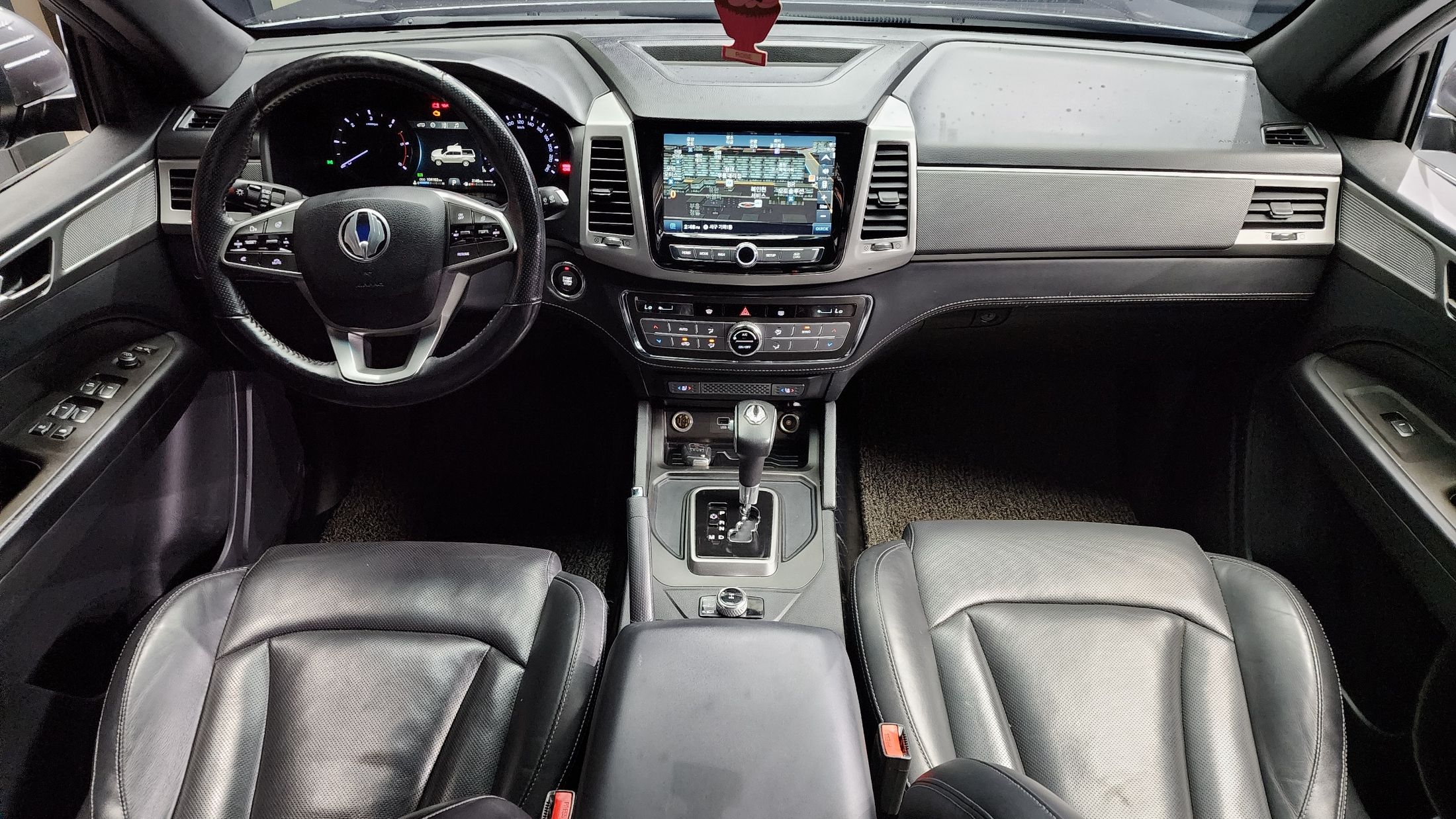 SSANGYONG REXTON SPORTS CAR 2019