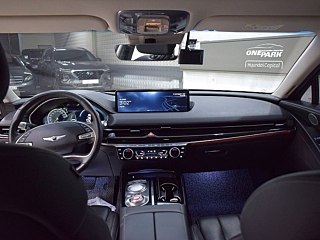GENESIS G80 RG3 2021