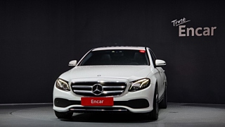 MERCEDES BENZ E-CLASS W213 2016