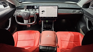 TESLA MODEL 3 2019