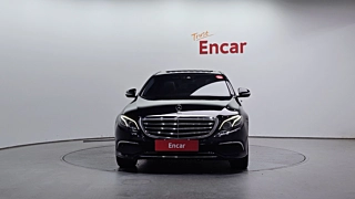 MERCEDES BENZ E-CLASS W213 2016