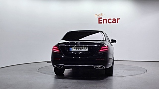 MERCEDES BENZ E-CLASS W213 2016
