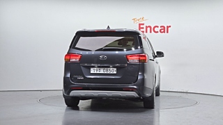 KIA CARNIVAL 2016