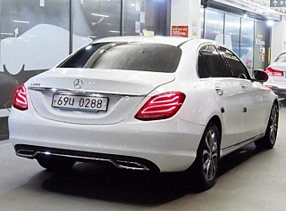 MERCEDES BENZ C-CLASS W205 2016