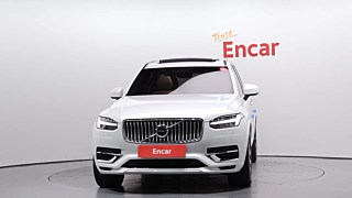 VOLVO XC90 2021