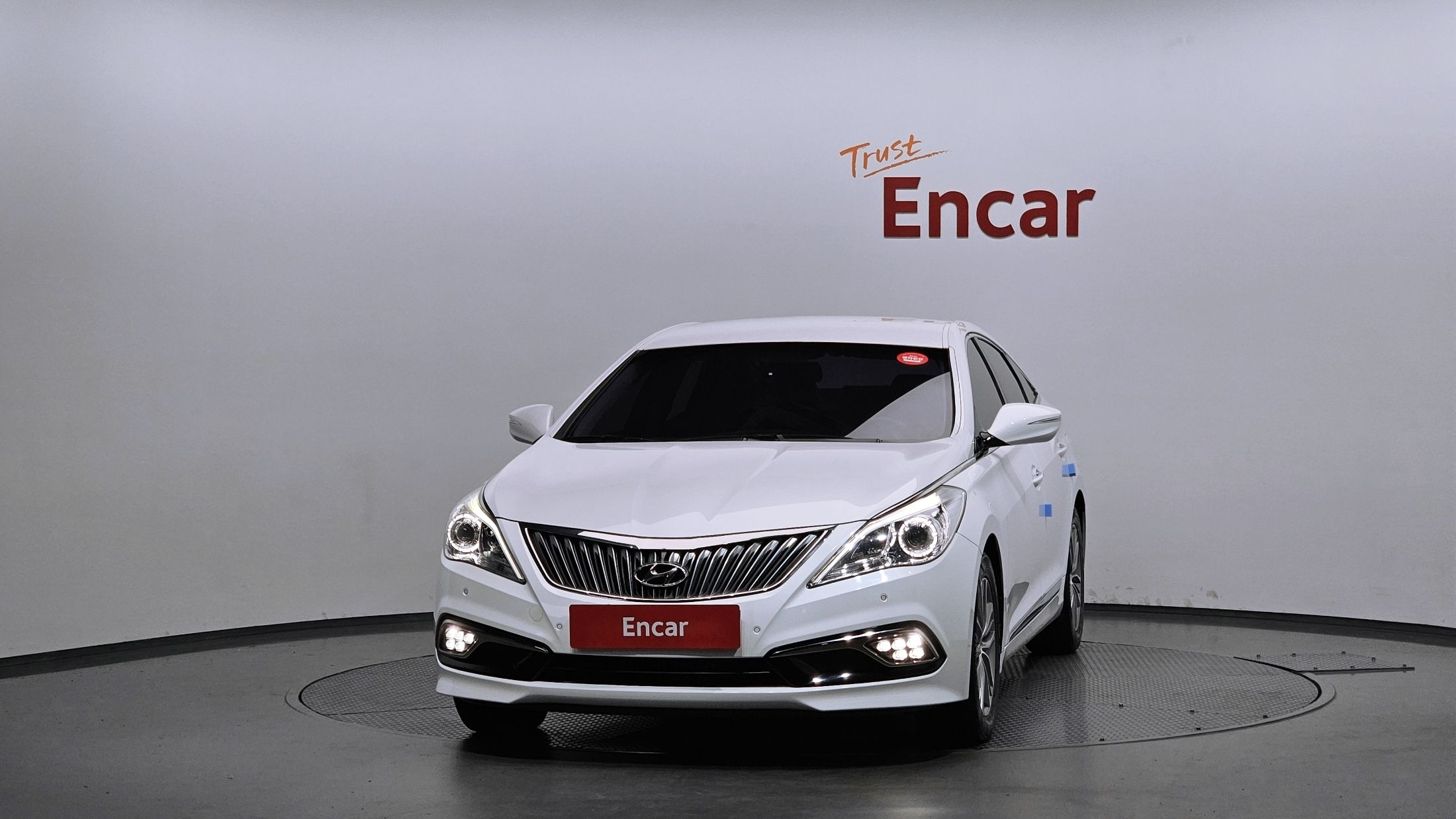 HYUNDAI GRANDEUR HG 2017