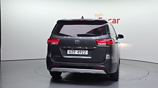 KIA CARNIVAL 2017