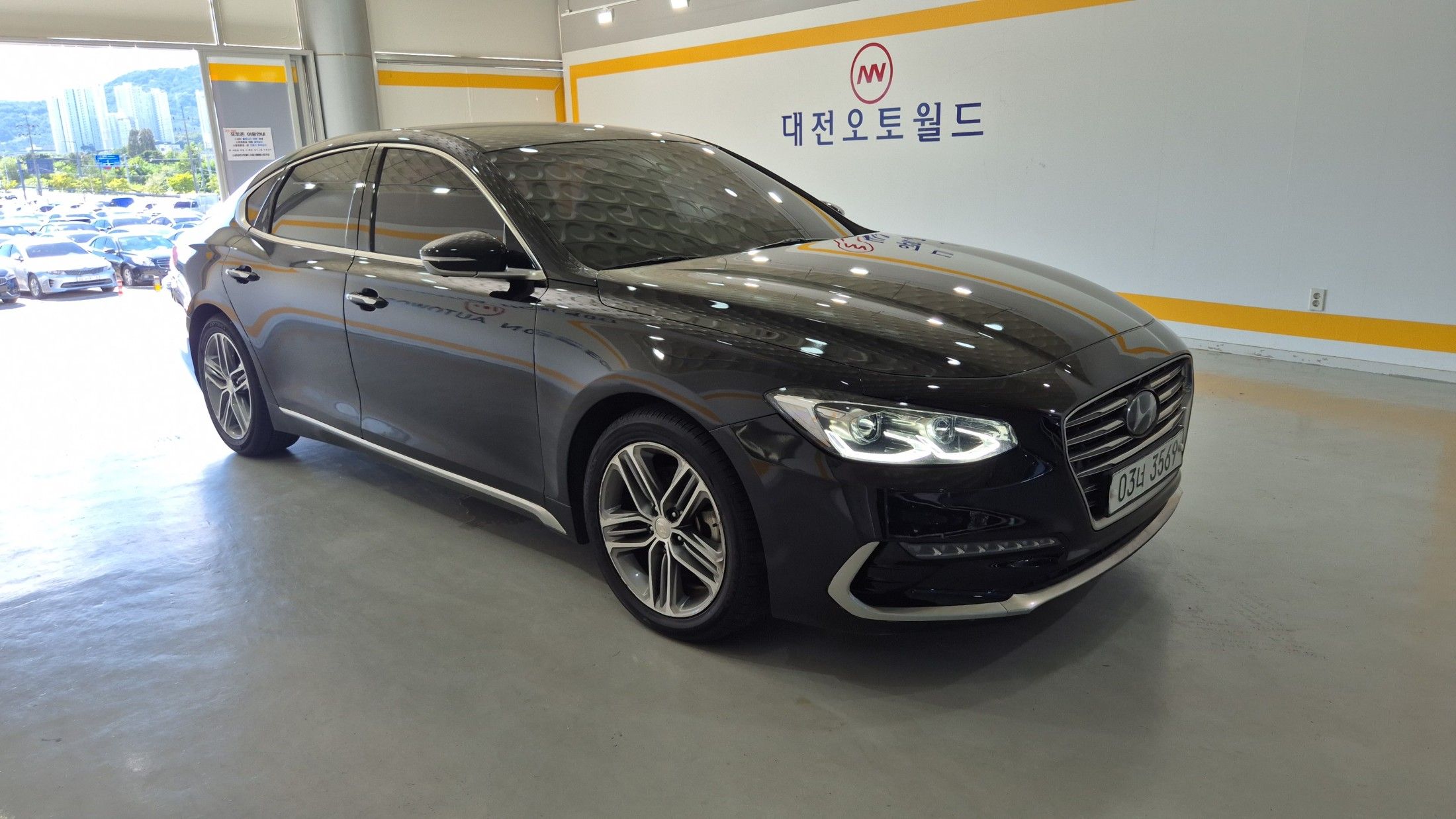 HYUNDAI GRANDEUR IG 2017