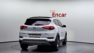 HYUNDAI TUCSON 2017