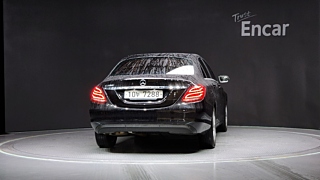 MERCEDES BENZ C-CLASS W205 2017