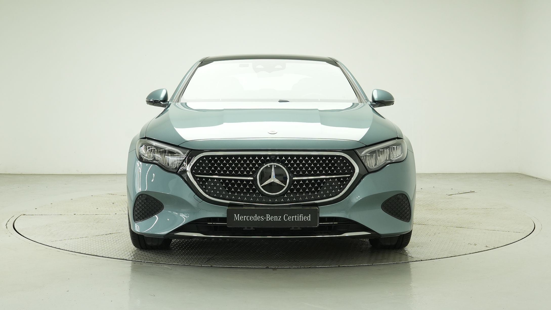 MERCEDES BENZ E-CLASS W214 2025