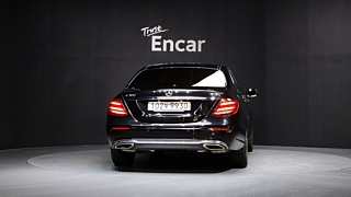 MERCEDES BENZ E-CLASS W213 2020