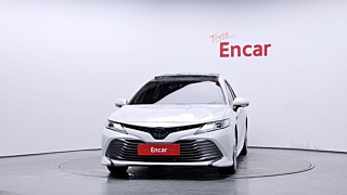 TOYOTA CAMRY XV70 2018