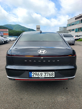 HYUNDAI GRANDEUR GN7 2023
