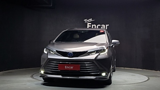 TOYOTA SIENNA 2021