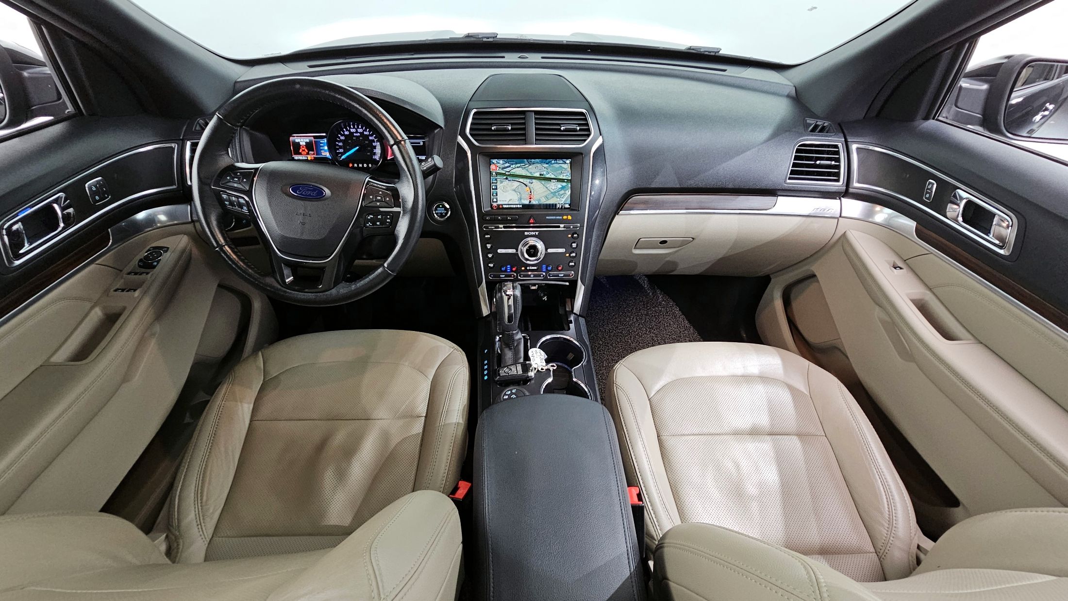 FORD EXPLORER 2018
