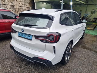 BMW IX3 2024