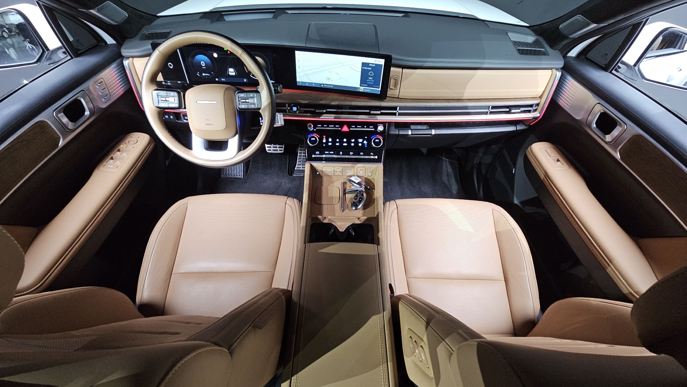 HYUNDAI SANTAFE MX5 2023