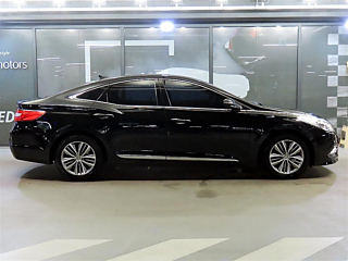 HYUNDAI GRANDEUR HG 2016