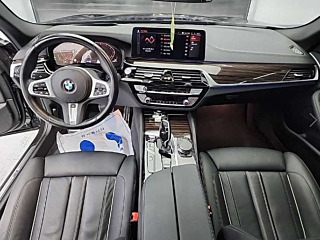 BMW 5-SERIES G30 2021
