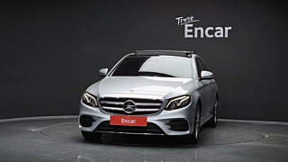 MERCEDES BENZ E-CLASS W213 2019