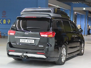 KIA CARNIVAL 2017