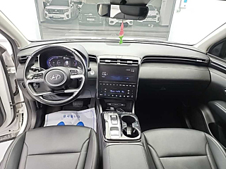 HYUNDAI TUCSON NX4 2021