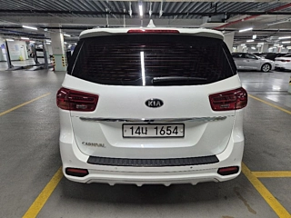 KIA CARNIVAL 2018