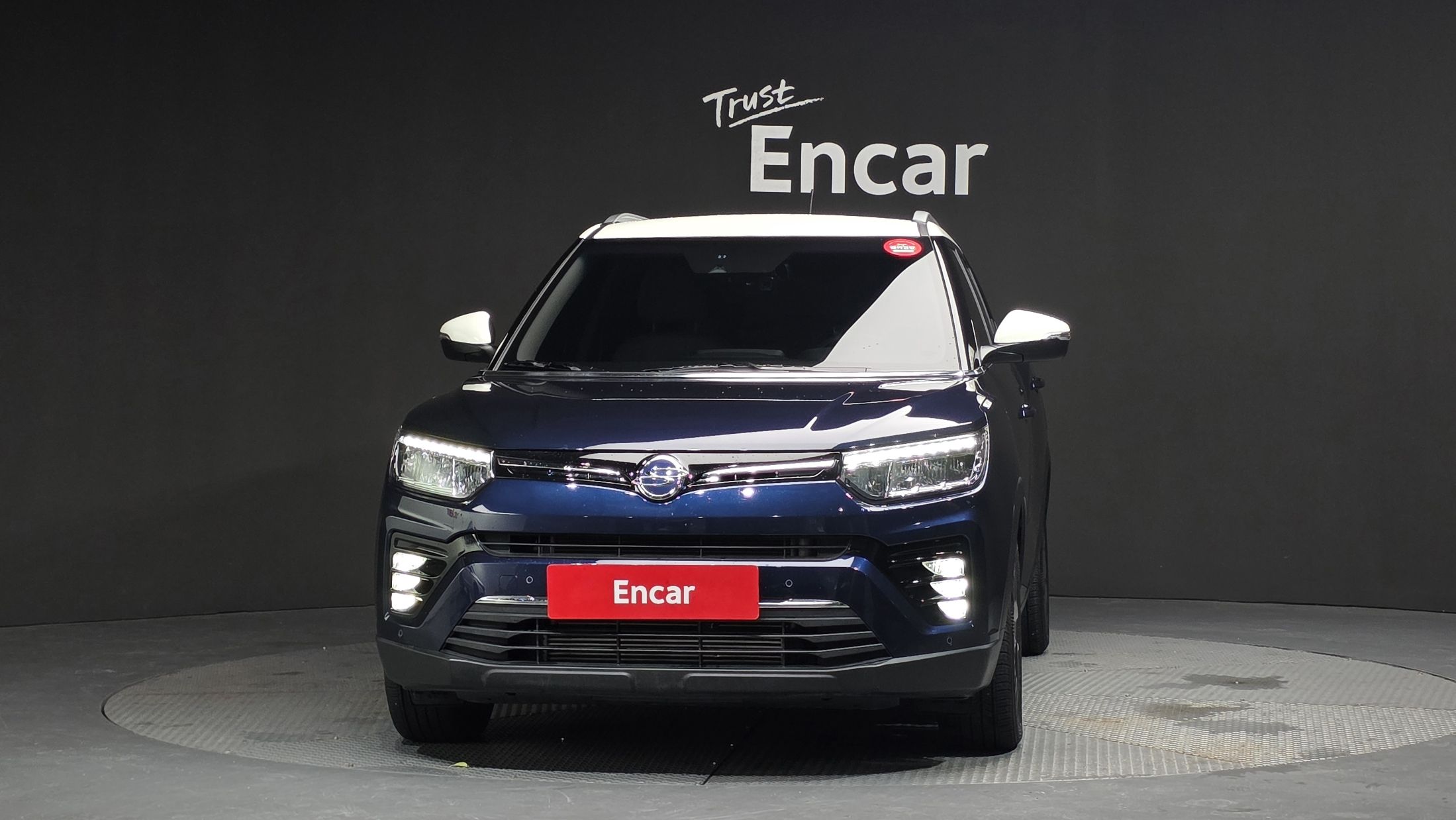 SSANGYONG TIVOLI VERY NEW 2021