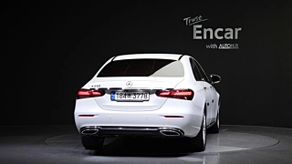MERCEDES BENZ E-CLASS W213 2022