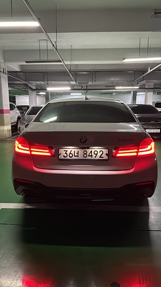 BMW 5-SERIES G30 2017